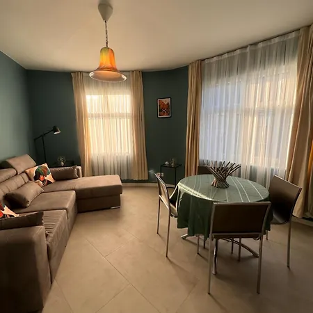 Blue Bed & Breakfast Gand